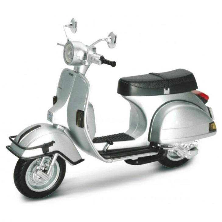 VESPA P200 COLOR PLATA 1:12 (MET079)*12